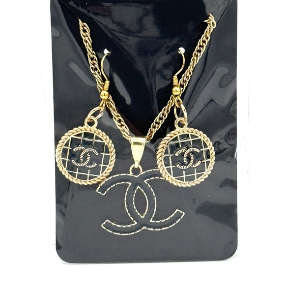 Upcycled 3-Piece Chancel Earrings + Pendant Necklace - Authentic, Stamped - Gold - Picture 2 of 7